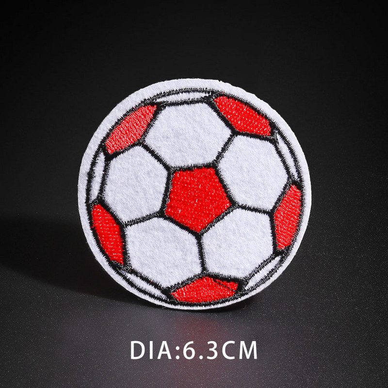 Smalki sporta beisbola basketbola ielāpi apģērbu dekorēšanai 3D izšūti futbols regbija bumbu aplikācijas Bērnu apģērba nozīmītes