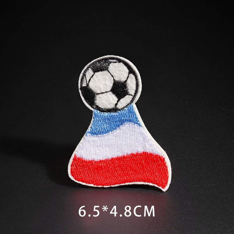 Smalki sporta beisbola basketbola ielāpi apģērbu dekorēšanai 3D izšūti futbols regbija bumbu aplikācijas Bērnu apģērba nozīmītes