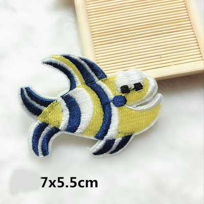 PGY 1 DB Rajzfilm foltok Tengerfenék Világ Állat Tengeri csillag foltszövet Hippokampusz Kagyló Hímzés Gyermekruha Foltok