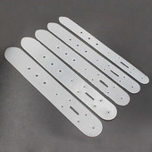 Odos perforavimo įrankio padėties nustatymo procesas Odos diržo perforavimo padėties nustatymo šablonai Akrilo diržo ruošinio sagties galvutės šablonas