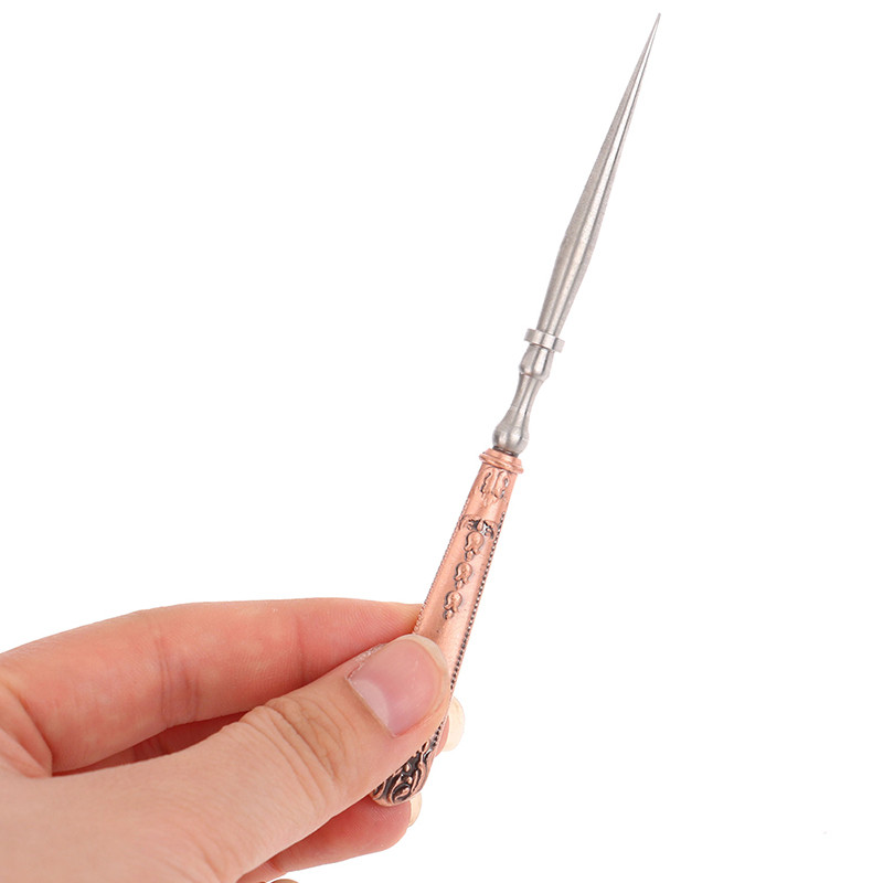1PC Vintage ādas caurumošanas rīks Retro apaļš caurums bronzas sudraba stieņa 12 cm roku dūriena rīks izšūšanas šūšanai.