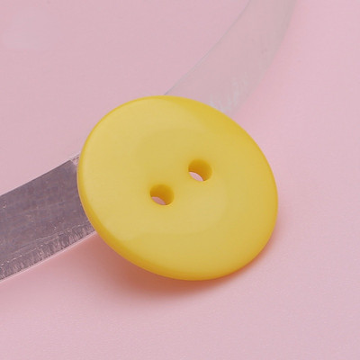 9-30mm Δύο τρύπες πολύχρωμα μικρά κουμπιά Κουμπί μαξιλαριού κοστουμιού Ψωμί στρογγυλή ρητίνη Κουμπιά ραψίματος Diy Ρούχα χειροτεχνία Scrapbooking