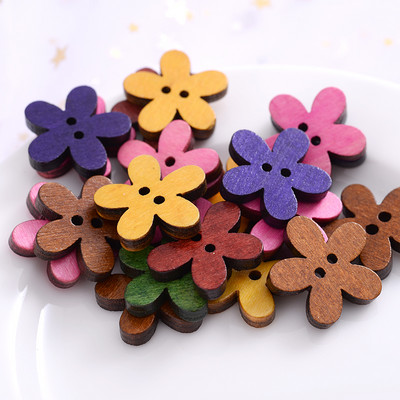 Hot 20/50Pcs Φυσικά ξύλινα κουμπιά ραπτικής 2 τρύπες Χαριτωμένα μονόχρωμα κουμπιά σε σχήμα λουλουδιών Αξεσουάρ ρούχων DIY