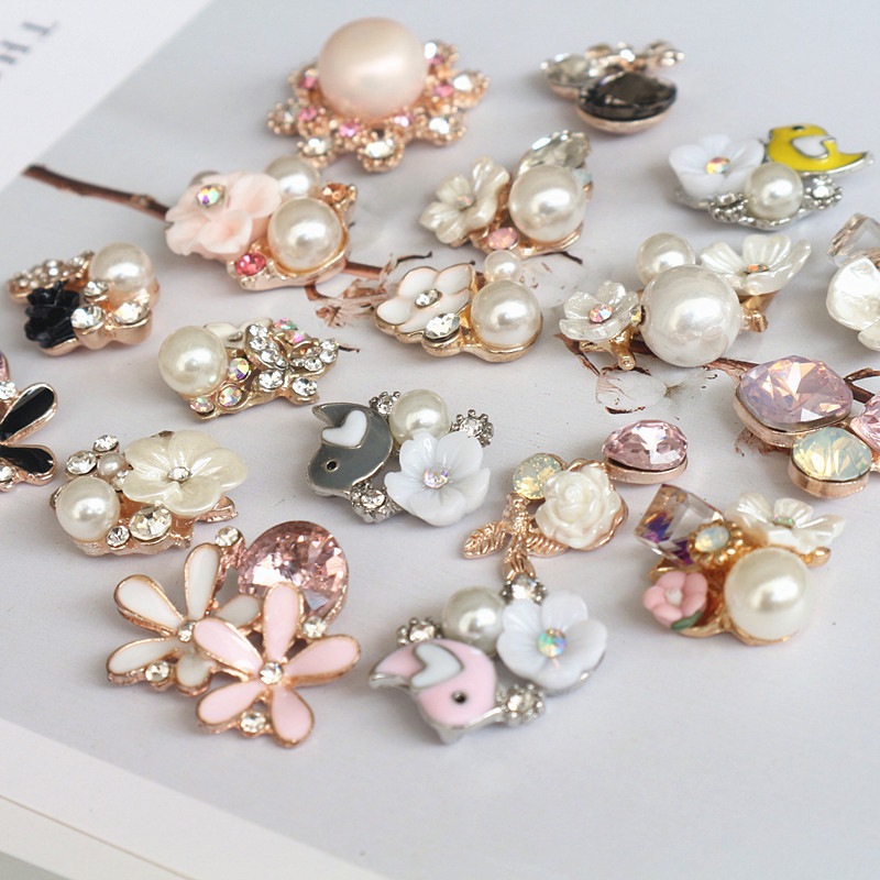 10 tk Pärlikivist kaunistused, nööbid, lameda seljaga dekoratiivsed käsitööks mõeldud kikisõlmede lillekaunistused. DIY käsitöötarbed