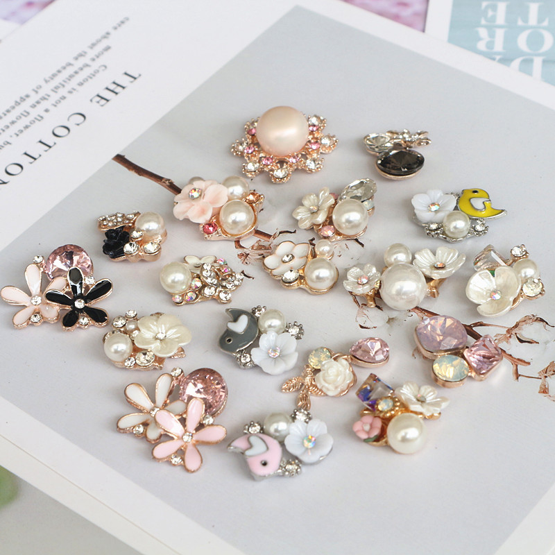 10 tk Pärlikivist kaunistused, nööbid, lameda seljaga dekoratiivsed käsitööks mõeldud kikisõlmede lillekaunistused. DIY käsitöötarbed