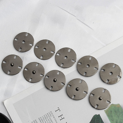 10 tk Metallivärvi varjatud pandlaga mantel Tuulejope sulejope tarvikud Väikese lõhnaga stiilis nähtamatud klõpsatusega nööbid