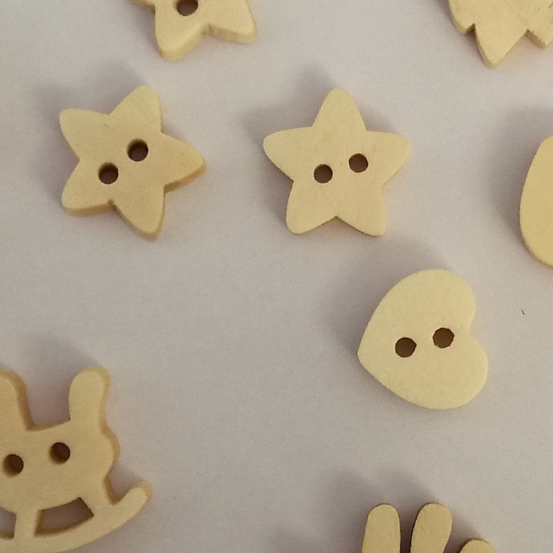 100GAB Dabiska krāsa Jauka karikatūra koka poga bērniem Šūšanas pogas Apģērbi Aksesuāri Koka amatniecība Dekorācijas DIY