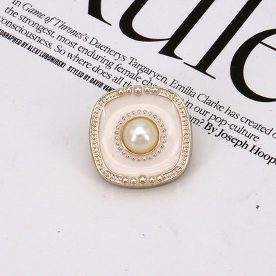 18/21/25 мм Модни кръгли перлени копчета Ризи Пластмасови копчета Дамски ризи Декоративни катарами Аксесоари