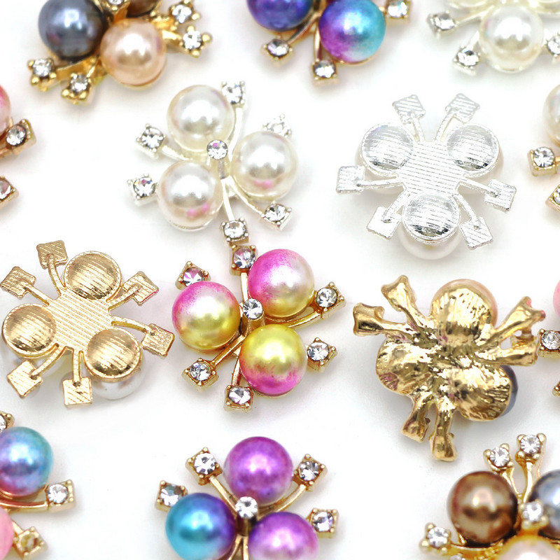 10 gab. Ziedu Pērļu Rhinestone pogas Amatniecībai Plakana mugura Dārgakmeņi Dekoratīvie pogas Sakausējums Diamante Crystal Bow Juvelierizstrādājumu aksesuāri