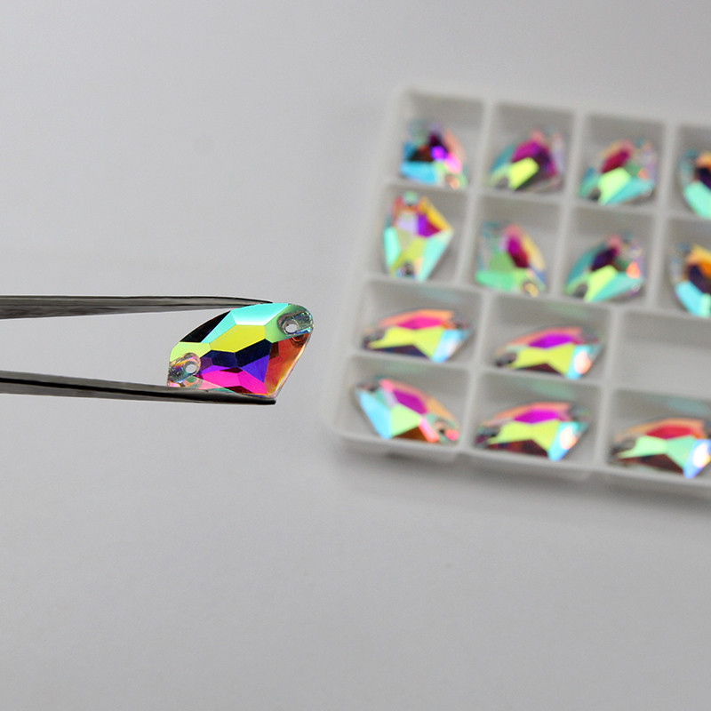 Cirvja formas kristāla šūšana uz rhinestone flatback kristāla 3256 Galactic Sew-on Stone izmērs 5*10 9*14 12*19 16*27 kāzu kleitai