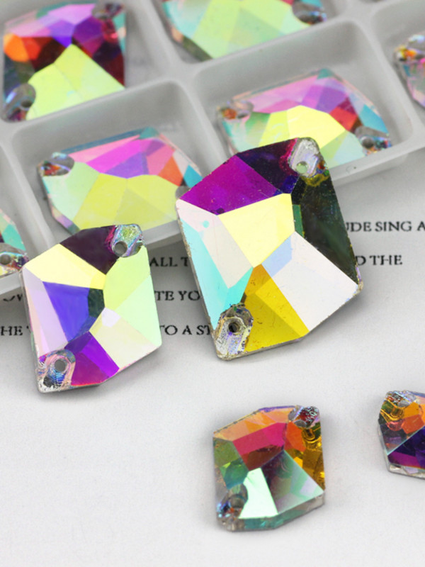 3265 Kosmiline pealeõmmeldav kiviklaas Õmble Strass Õmbluskivi Lametagune 2 auguga DIY lahtine kivikivi kotikleidi jaoks