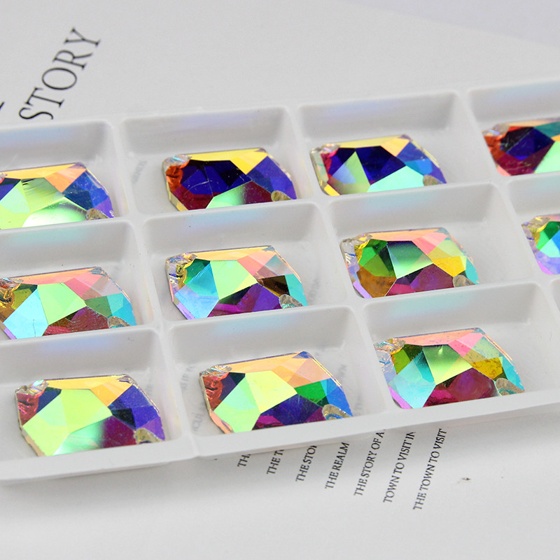 3265 Kosmiline pealeõmmeldav kiviklaas Õmble Strass Õmbluskivi Lametagune 2 auguga DIY lahtine kivikivi kotikleidi jaoks