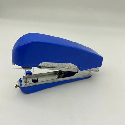 Μίνι ραπτομηχανές 1 τεμ. Κεντήματα ασύρματα ρούχα χειρός Χρήσιμες φορητές ραπτομηχανές DIY Εργαλείο ραφής ένδυσης