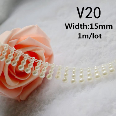 Vairāku izmēru ziloņkaula/baltas krāsas ABS imitācijas pērļu krelles ķēdes apdares šūšana kāzu ballīšu dekorēšanai.