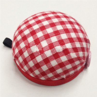 Nešiojamos adatų pagalvėlės su elastiniu riešo diržu „pasidaryk pats“ rankų darbo įrankis, skirtas susiuvimo smeigtukų įdėklei rankdarbių siuvimo priedai