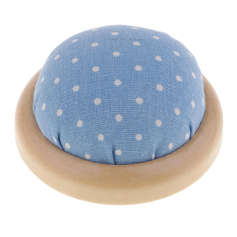 Vintage poolümmargune tihvtipadi puidust alusega, nõelahoidja õmblemiseks, nõelaotsaga õmblemiseks