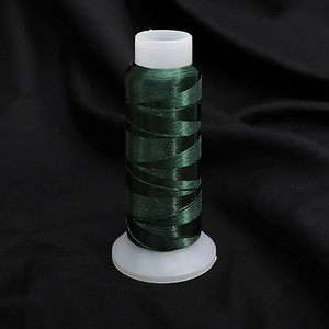 1600 metri ar vienu pavedienu savīti zīda pavedieni, ar rokām darinātas matu sprādzes un matu aksesuāri materiālu iepakojuma piederumi