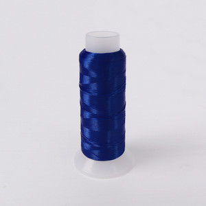 1600 metri ar vienu pavedienu savīti zīda pavedieni, ar rokām darinātas matu sprādzes un matu aksesuāri materiālu iepakojuma piederumi