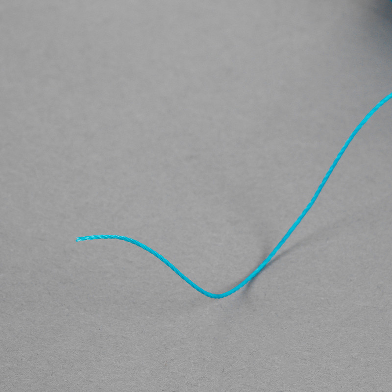 Kuum polüesterniit õmblusmasinale 120 meetrit 0,55 mm DIY käsitöönahast tööriist Vahatatud niit õmblusnööri hulgimüük