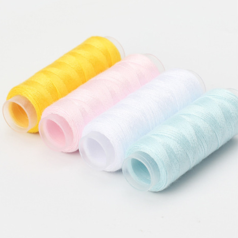 130 metrų / ritininis siuvimo siūlas Poliesterio verpalai Siuvimo siūlai Siuvimo mašina Rankinis siuvinėjimas Patvarus siūlas Namų siuvimo priedai