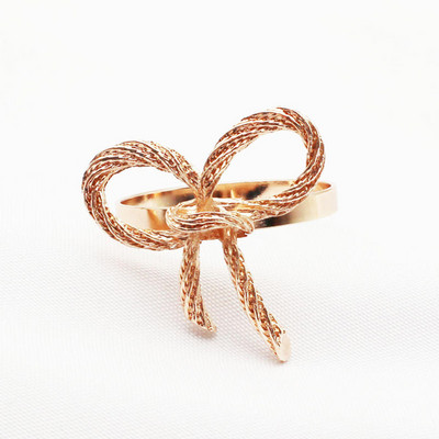 Κόκκινο φιόγκο Δαχτυλίδι για χαρτοπετσέτα Διακόσμηση τραπεζιού γάμου Μεταλλική χρυσή θήκη για χαρτοπετσέτα Δώρο γάμου Νυφικό ντους Είδη διακόσμησης τραπεζιού Νέο