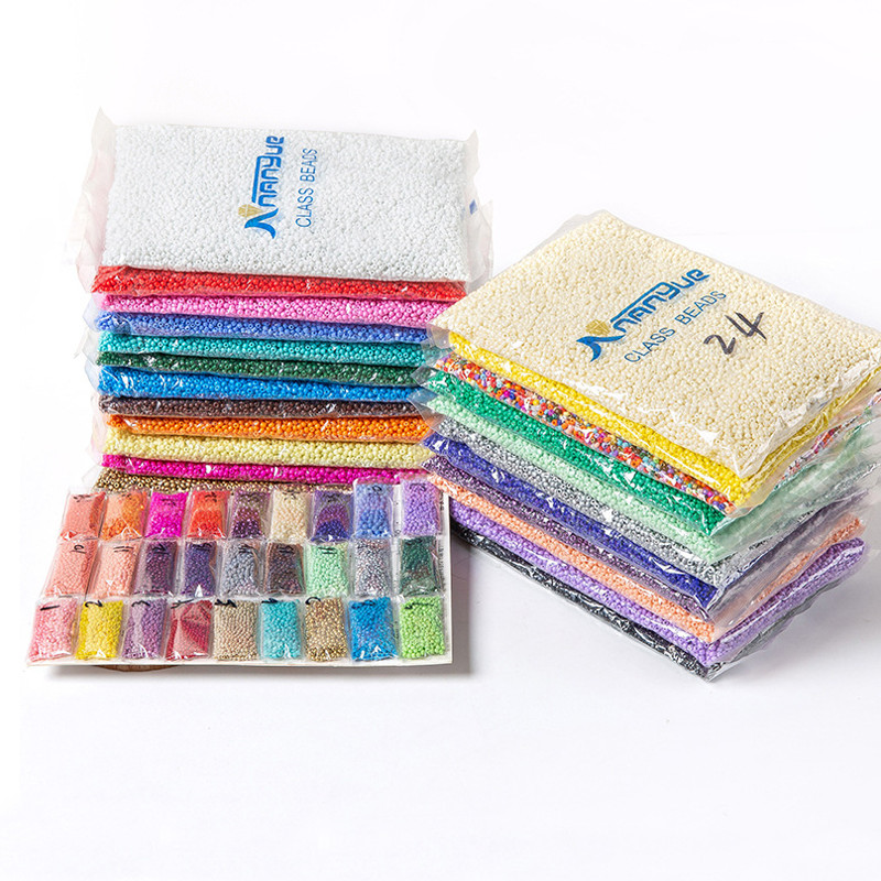 20 g japāņu stikla pērlītes 2,0 mm neregulāras vairāku krāsu apaļas, vaļīgas stikla krelles, kas paredzētas DIY roku darbs ar adatām, šūšana