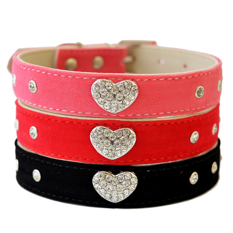 Modes Rhinestone apkakles zamšādas ādas suņu apkakles dizaina kroņa aksesuāru kaklasiksnas maziem suņiem Mājdzīvnieku suņu piederumi