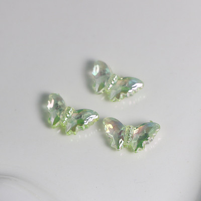 Daudzsekciju caurspīdīgas krāsainas tauriņu krelles rotaslietām, auskari, rokassprādzes, kaklarota, matadata, apģērbi, aksesuāri.