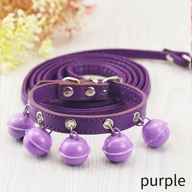 1 gab mājdzīvnieku kaklasiksna kaķu suņu apkakles PU materiāls ar zvana kakla gredzenu kaklarotas drošības elastīga regulējama kaklasiksna mājdzīvnieku aksesuāri