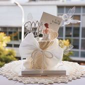 Kūku dekorēšanas piederumi White Bow My Queen Butterflis kūku toperi dzimšanas dienas kūkai.