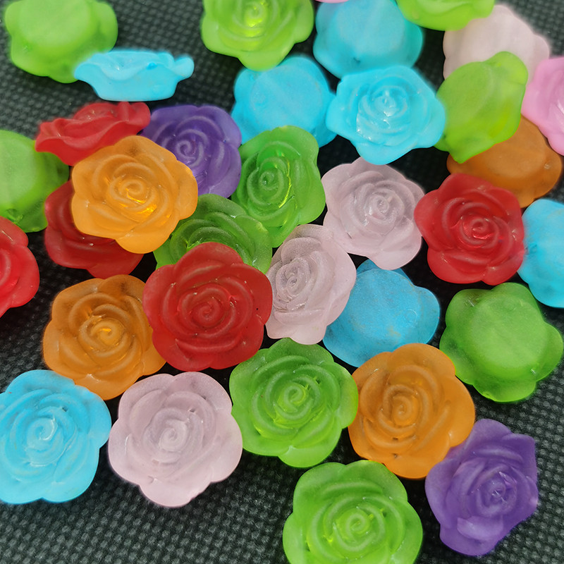 Matēta caurspīdīga roze abs pērļu imitācija ziedlapa puķe tauriņš matadata vaļīgas krelles DIY matu apģērbu aksesuāri