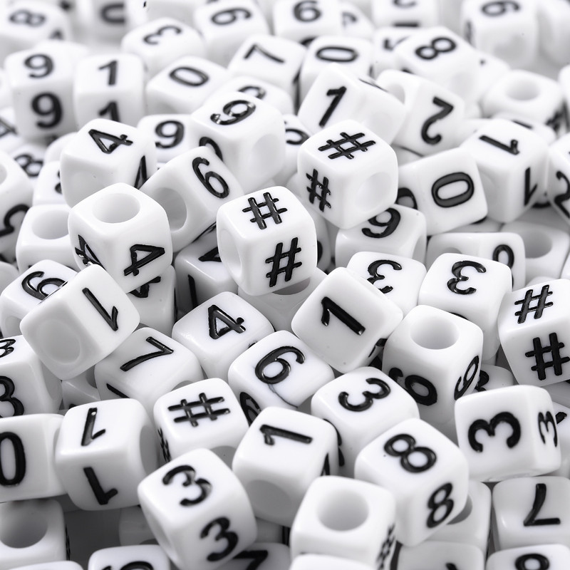 100 gab jauktas kvadrātveida akrila krelles, liela cauruma akrila krelles, vaļīgas starplikas krelles, jauktas vēstules rotaslietu izgatavošanas piederumiem.