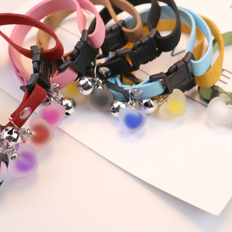 Suņu zvana kaklarota pret plīsumiem pārnēsājama drošības izsekošana pastaigu mājdzīvnieka kakla kakla siksna vienkrāsains jauks kaķa kaklarota mājdzīvnieku aksesuārs