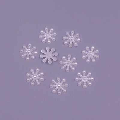 100 gab. Baltas/ziloņkaula krāsas 15 MM sniegpārsliņu krelles, amatniecības ABS pērļu imitācijas, plakanā aizmugure Ziemassvētku mākslai.