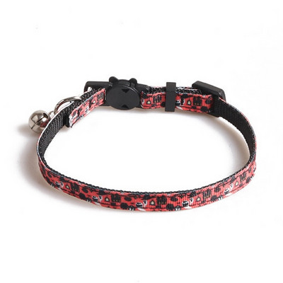 Helovīna kaklasiksna kaķu mājdzīvniekam Breakaway apkakles tērps suņa kakla dekoriem Eleganta kaķa kaklasiksna ar pils zirnekļtīkla rozes galvaskausu