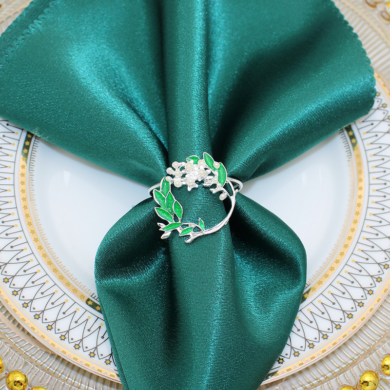 Δαχτυλίδι για χαρτοπετσέτα 12 τμχ Πέρλες Διακόσμηση Χριστουγεννιάτικου τραπεζιού σπιτιού Μεταλλικό δαχτυλίδι στεφάνι για γαμήλιο πάρτι Διακόσμηση τραπεζιού ξενοδοχείου HWP37