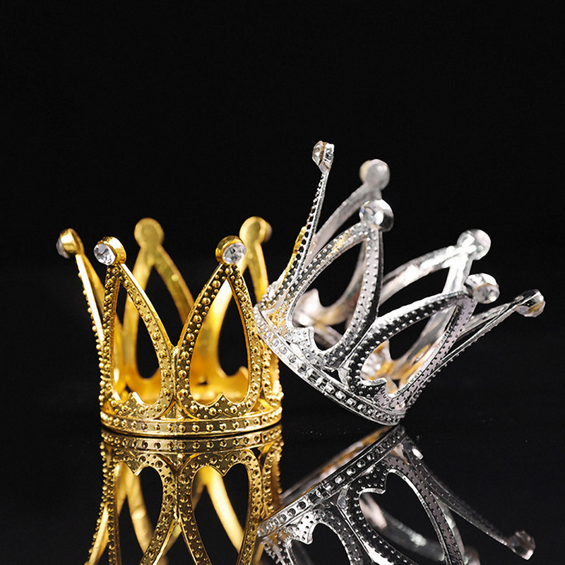 Mini metāla kroņa kūkas kūkas dekors Bērnu dzimšanas dienas cepšanas dekors DIY kāzu ballīšu piederumi kūku dekorēšanas rīki