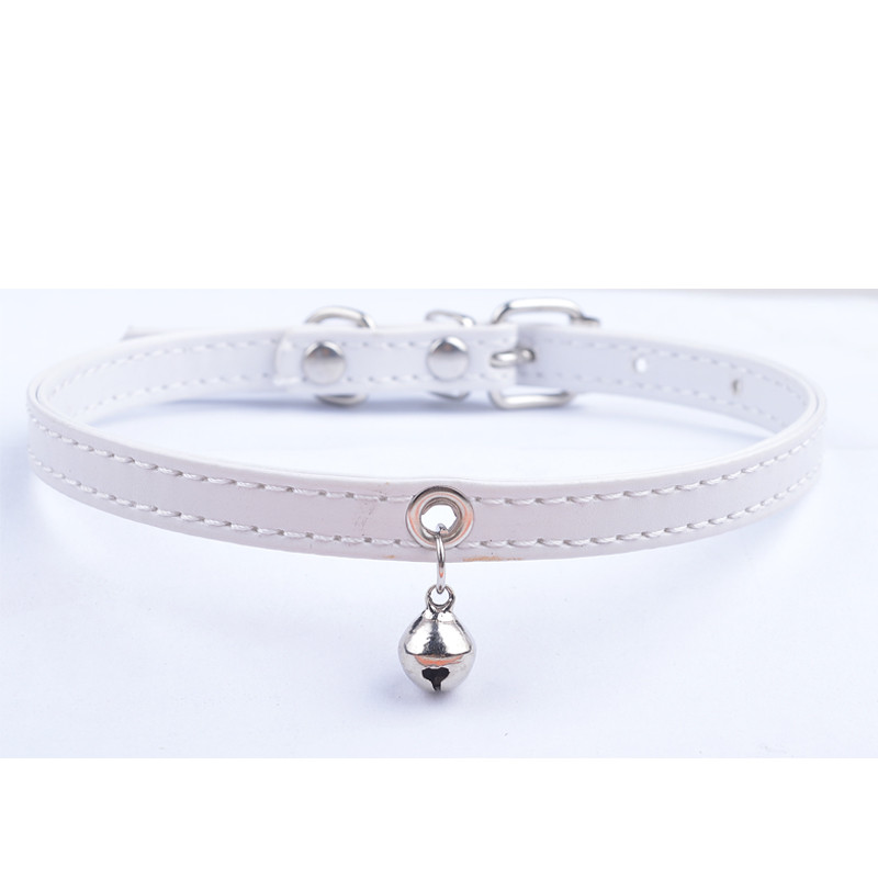 Suņu kaklasiksna ar zvaniņu zilu melnu rozā pu ādas kaklasiksnu maziem suņiem kucēnu aksesuāri Perro mājdzīvnieku piederumi