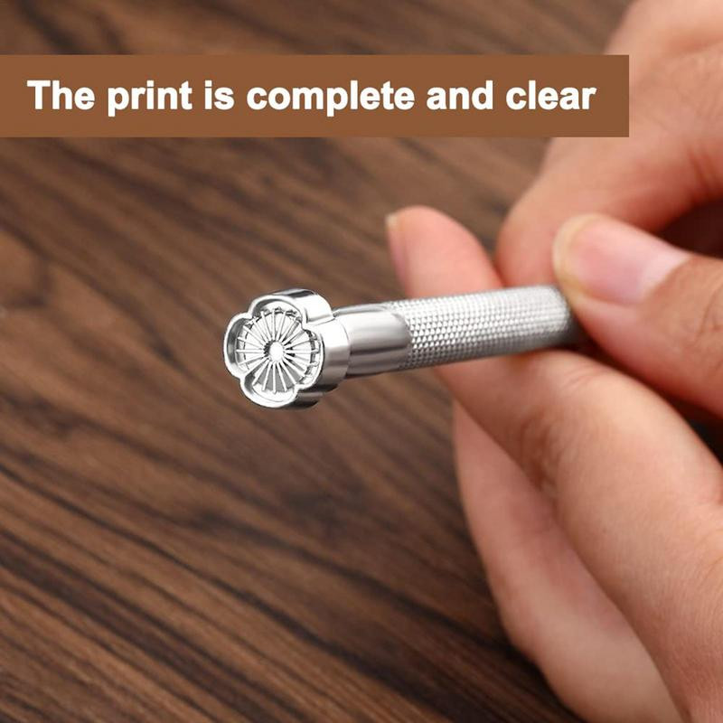 Nahast tembeldamistööriistad Nelja kroonlehega päevalille- või liblikakujuline meisterdamine nikerdamiseks nahast käsitöötööriistad algajatele ja professionaalidele