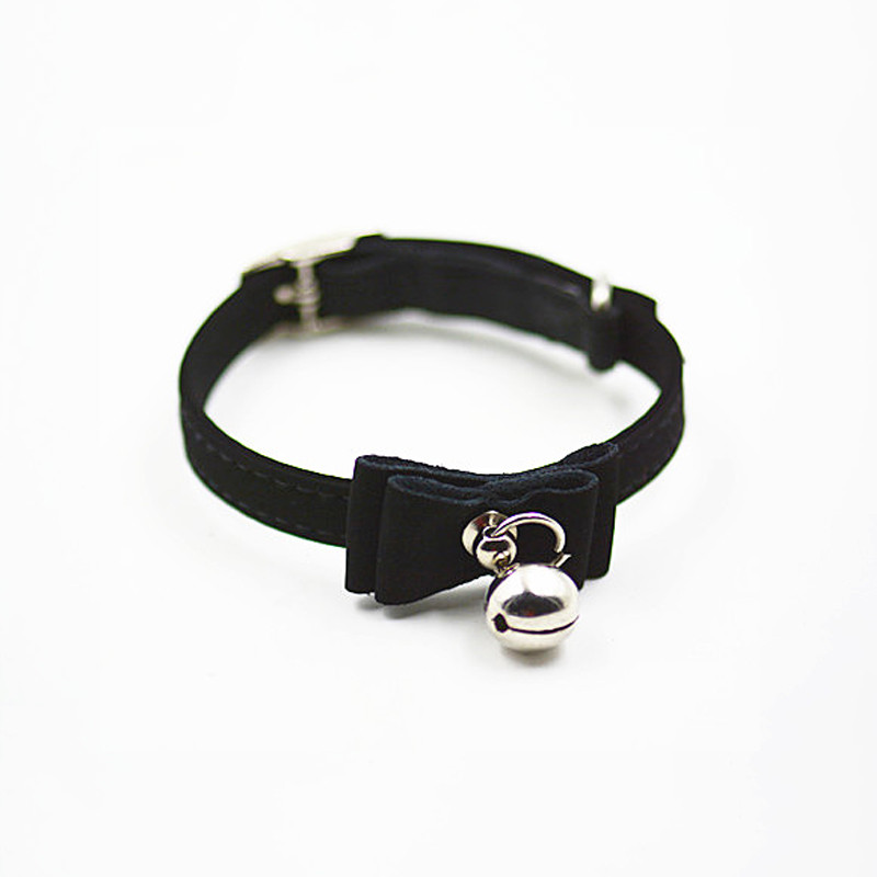 Jauka, maza suņa kakla siksna mājdzīvnieka kaklasiksna ar zvaniņu kucēnu kaķa kakla siksnu, mīksta Pu ādas regulējama izmēra maza suņa kaklasiksna