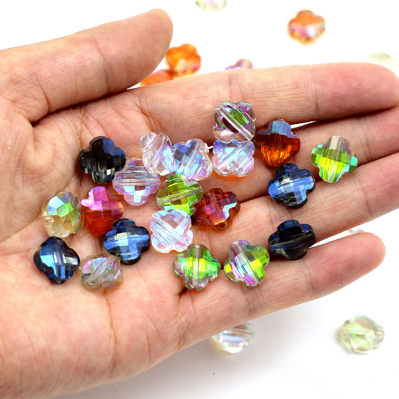 20gab AB krāsa četras lapas āboliņa formas slīpētas kristāla stikla krelles vaļīgas starplikas krelles piekariņi juvelierizstrādājumu izgatavošanai.