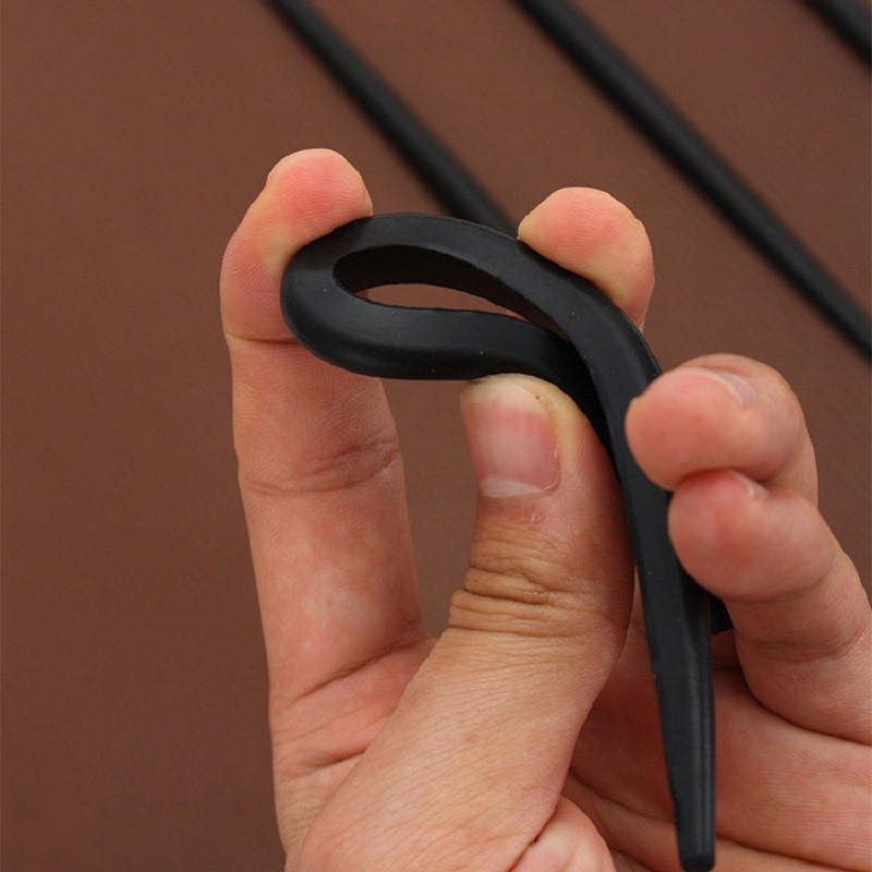 Somas roktura iekšējais serdenis Gumijas sloksnes roktura serdenis Trīsdimensiju bungošana, kas nav dārzenis, rokām darināta soma rokassomu maka rokturi