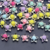Caurspīdīgas akrila pērlītes Piecstaru zvaigžņu brīvas starplikas krelles, kas paredzētas DIY rotaslietu piederumu izgatavošanai, 11,2 mm* 11,2 mm