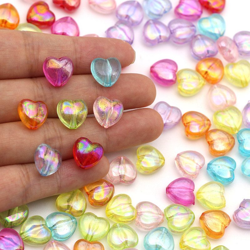 50 gab AB Krāsu Sirds Akrila Pērlītes Caurspīdīga Brīva Starplikas Pērlītes Rotaslietu Izgatavošanai Apģērbu Amatniecības piederumi 10mm*10mm