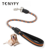 Mājdzīvnieku īsa pavada atstarojoša suņu pastaigu neilona izsekošanas vads vidēji lieliem suņiem apmācības kontrole Izturīgas pavadas mājdzīvnieku piederumi