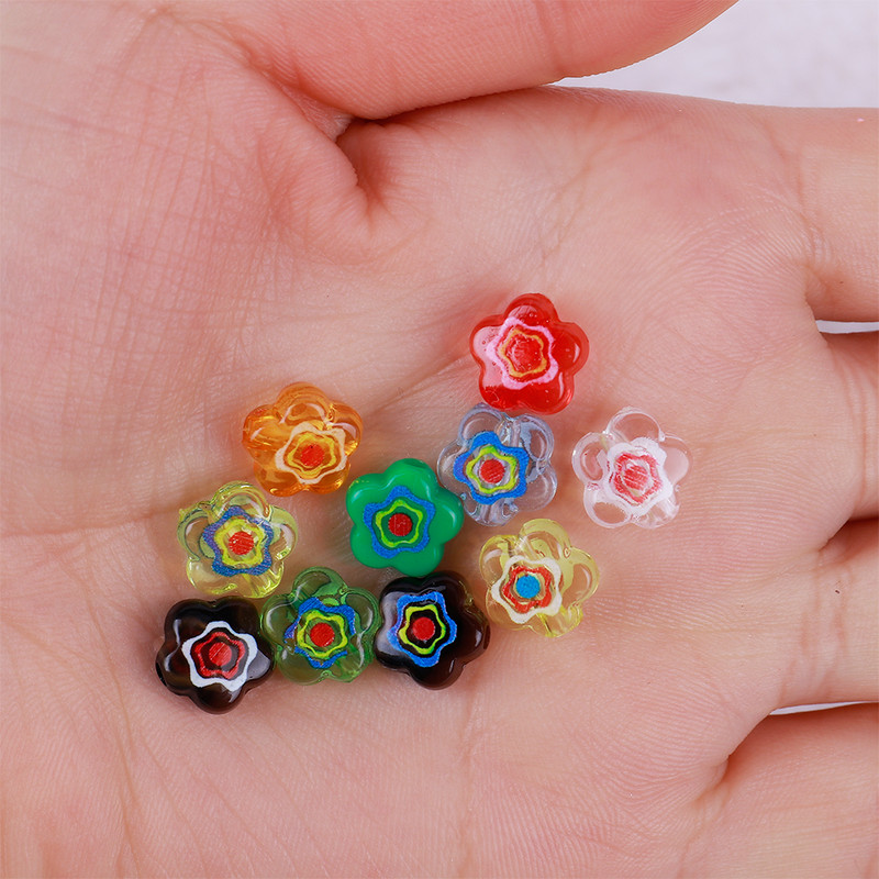 50 gab. Ziedu apdrukātas krelles ar sveķiem 10 mm krelles, kas paredzētas DIY tālruņu ķēdēm Auskaru kaklarota ar rokām gatavotu rotaslietu izgatavošana T0405