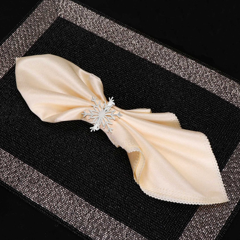 6 gabali sniegpārsliņu salvešu gredzeni Ziemassvētku sniegpārsliņu salvešu turētāja gredzeni Ziemassvētku svētku galda dekorēšanai