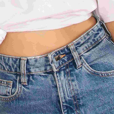 100 tk Punkriided Neetid Meisterdamine Rõivad Naastud Dekoorid Komplekt Riietus Kõrvarõngad Naelad Kingad Kott Aksessuaarid Messing