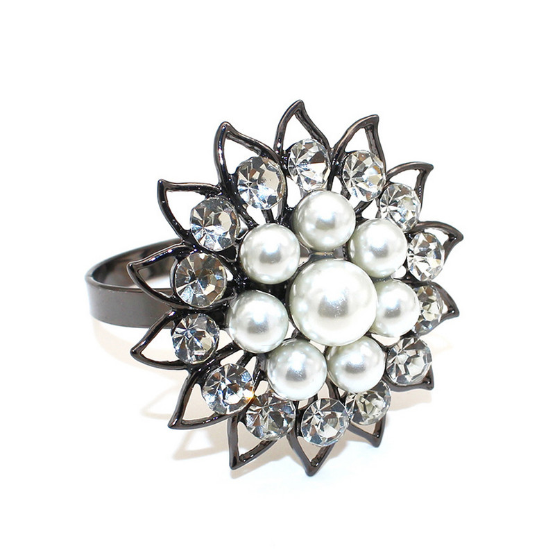 8PCS Gun melnu ziedu salvešu gredzeni Pērļu rhinstone salvešu turētājs Helovīna Lieldienu svētku ballītei Mājas galda noformējums ERP41