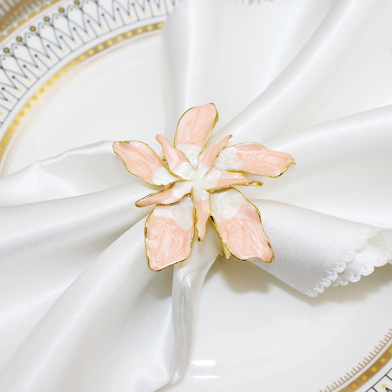 6Gb Jauns emaljas ziedu salvešu gredzenu turētājs Metāla salvešu sprādze kāzām Valentīna diena Jaunais gads Ziemassvētku rotājumi HWW234